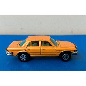 Vintage Yatming Mercedes 450 SEL orange Diecast car Hong Kong Rare 1012 1/64